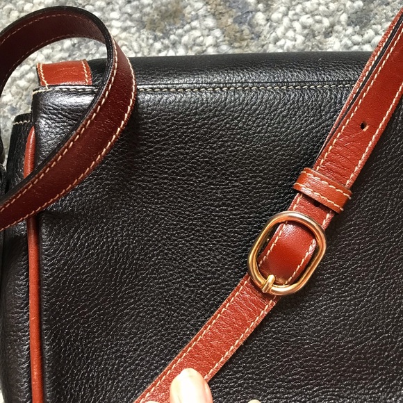 Excellent Condition Bally Italy Navy/Brown Pebbled Leather Shoulder Bag Purse - Picture 10 of 10